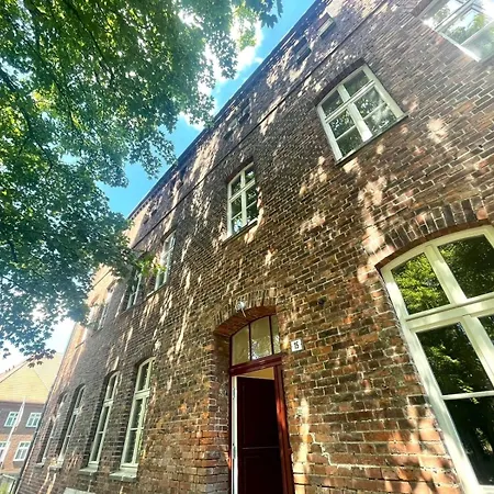 Gaestehaus Sternschanze - App 4 &bdquoobermaat&ldquo 아파트 슈트랄준트