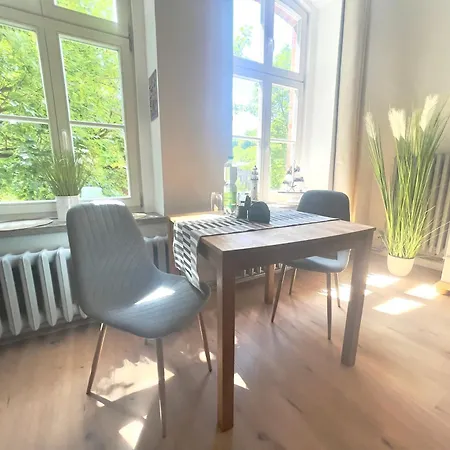 Gaestehaus Sternschanze - App 4 &bdquoobermaat&ldquo 아파트 슈트랄준트